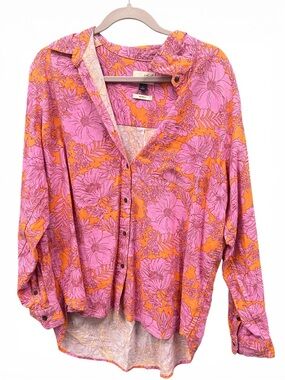 Universal Thread Pink and Orange Floral Button-Up